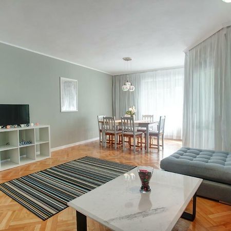 Spacious Flat Close To The American Embassy Sofia Luaran gambar