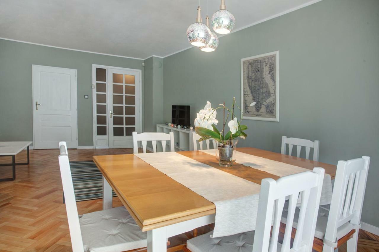 Spacious Flat Close To The American Embassy Sofia Luaran gambar