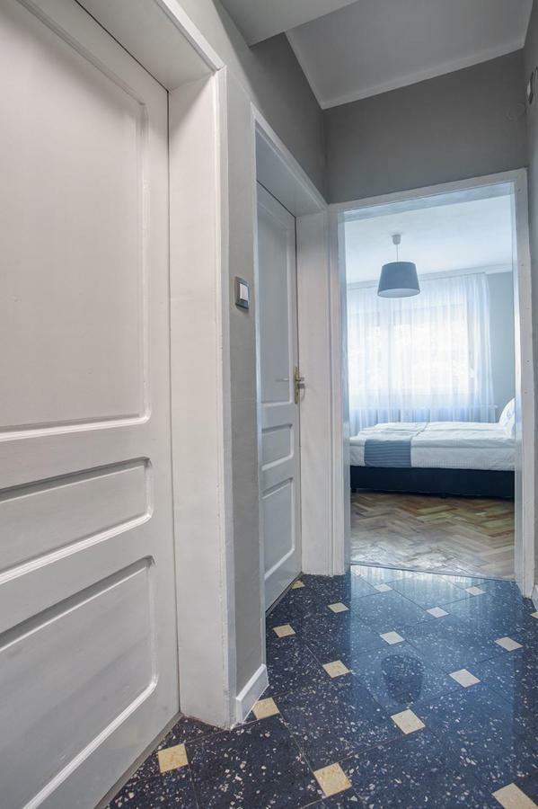 Spacious Flat Close To The American Embassy Sofia Luaran gambar