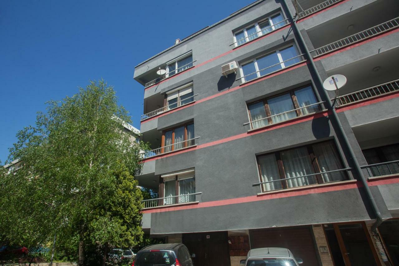 Spacious Flat Close To The American Embassy Sofia Luaran gambar