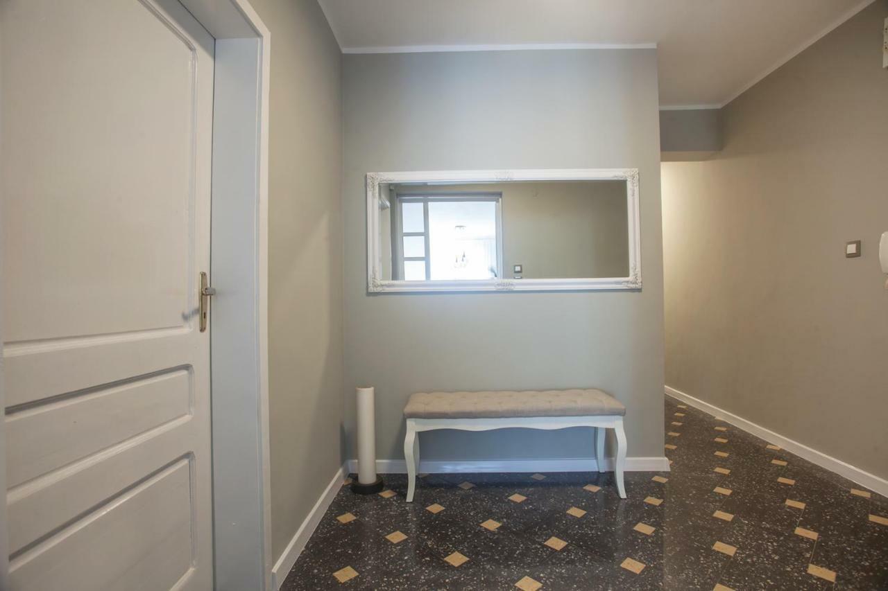 Spacious Flat Close To The American Embassy Sofia Luaran gambar